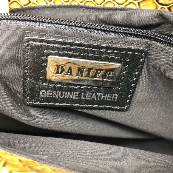 Danier genuine leather purse in croc-like patent finish. - Picture 3 of 4